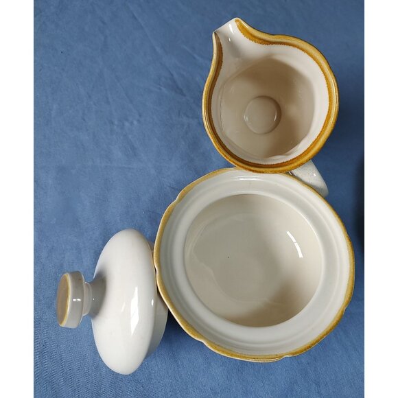 Mikasa Garden Club EC 400 Vintage Dinnerware, Creamer & Sugar set & Serving Bowl - Picture 2 of 6